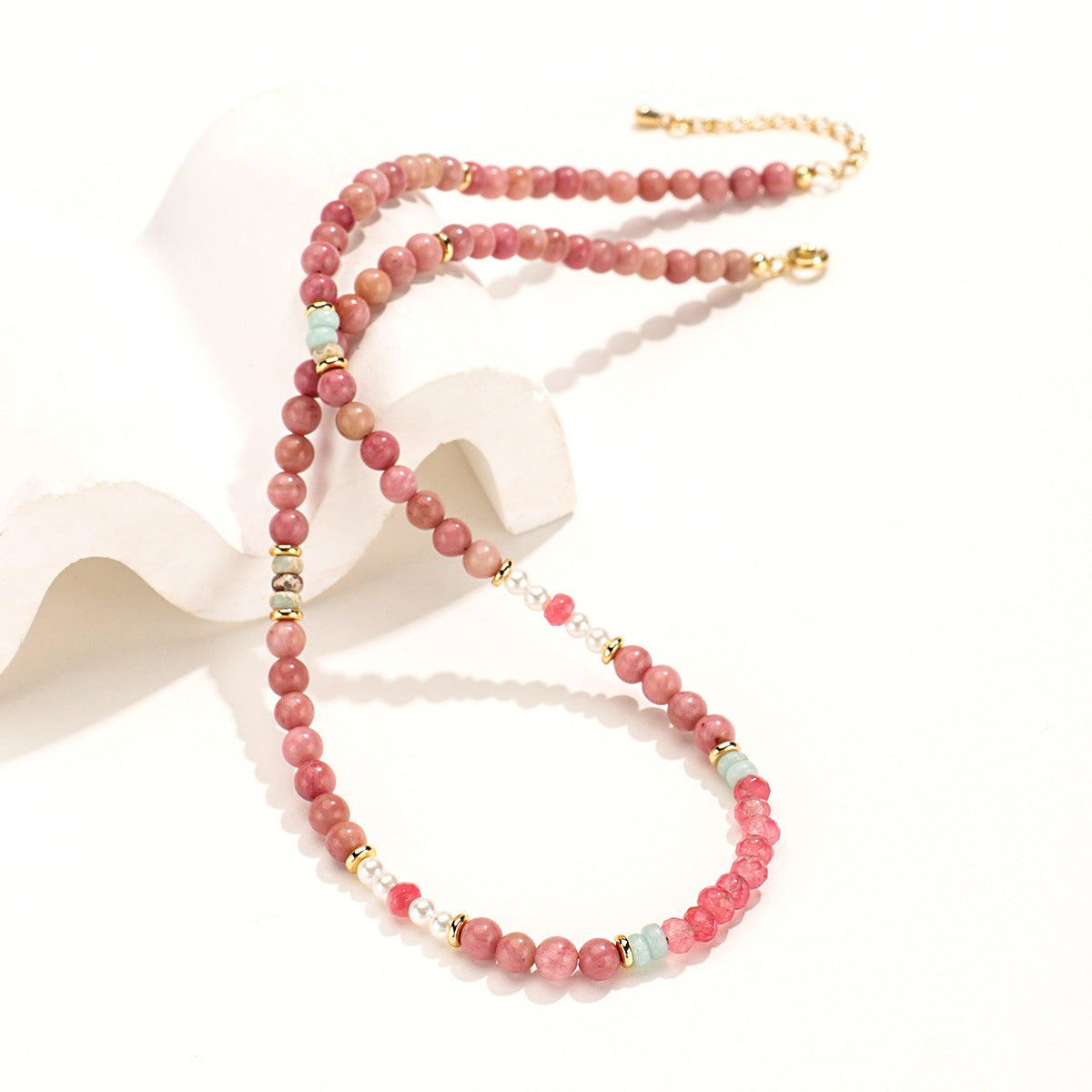 Pearl Crystal Gradient Necklace