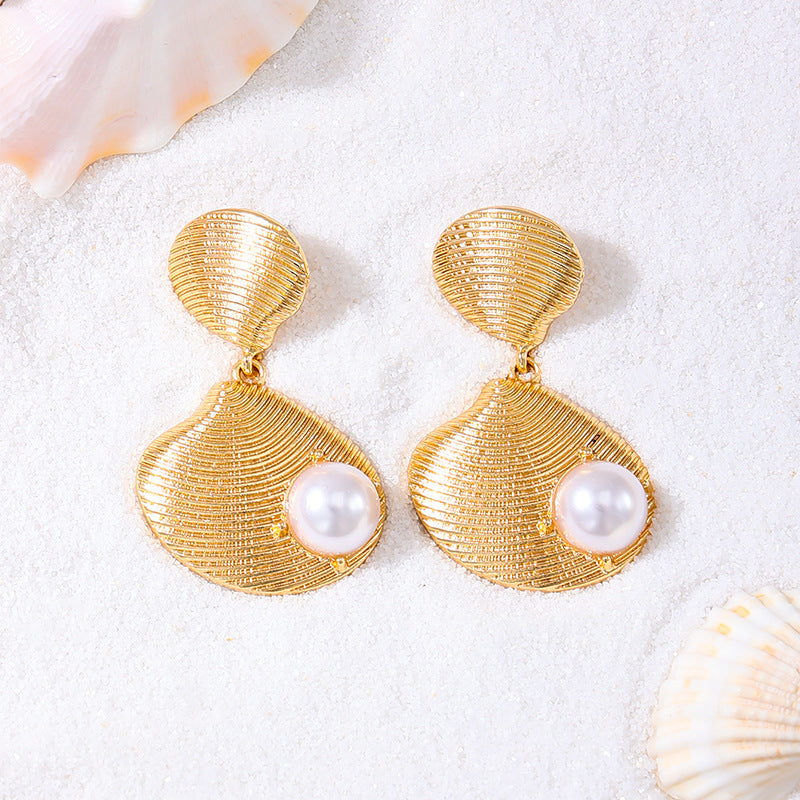 Planderful Vienna Verve Earrings – Elegant Metal Texture with Pearl Embellishments
