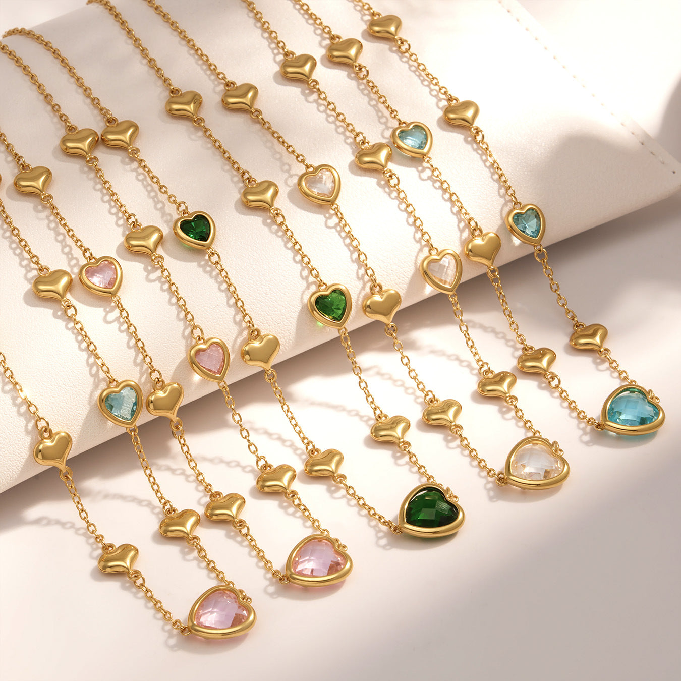 Planderful Hollow Love Clavicle Necklace 18K Gold For Women