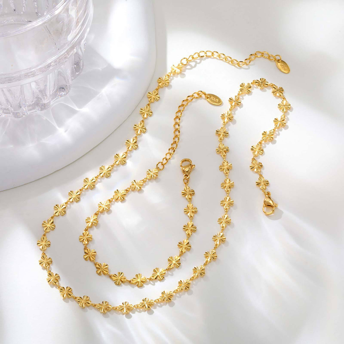 Four-Leaf Clover Gold Temperament Stainless Steel Bracelet Unisex