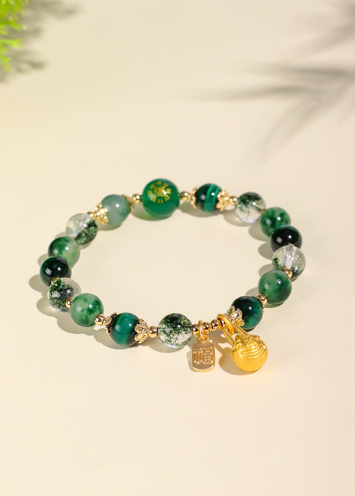 Planderful Fortune's Favor Bracelet – Elegant Crystal Agate Design