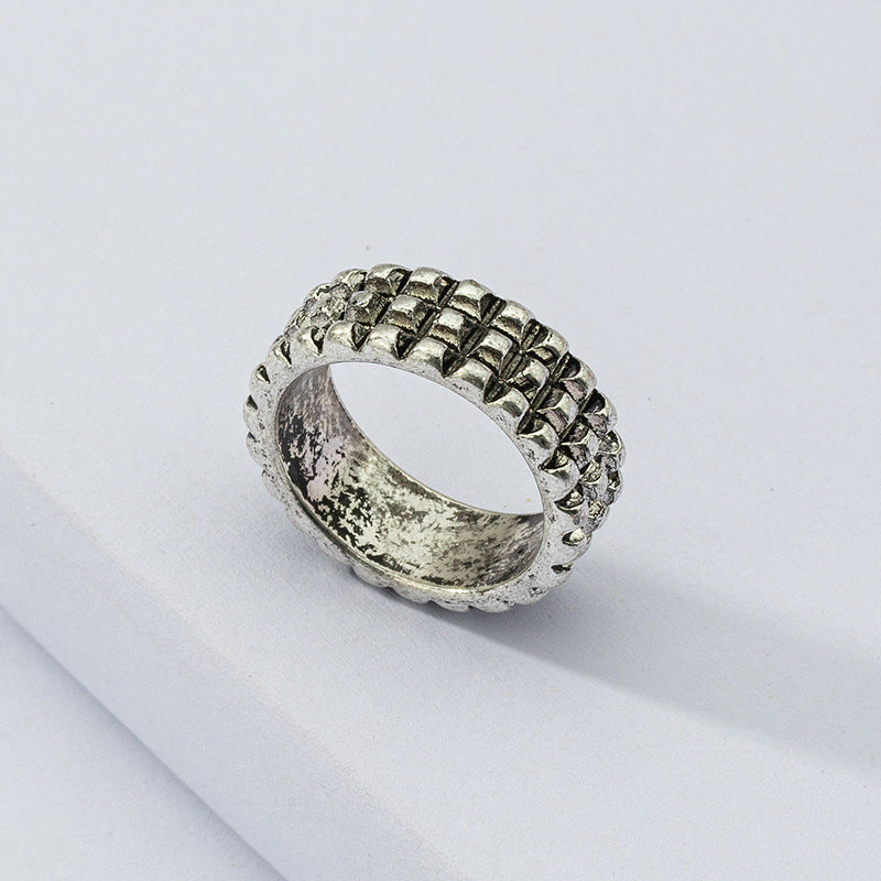 Retro Vintage Alloy Ring - Exquisite Handcrafted Cross-Border Jewelry