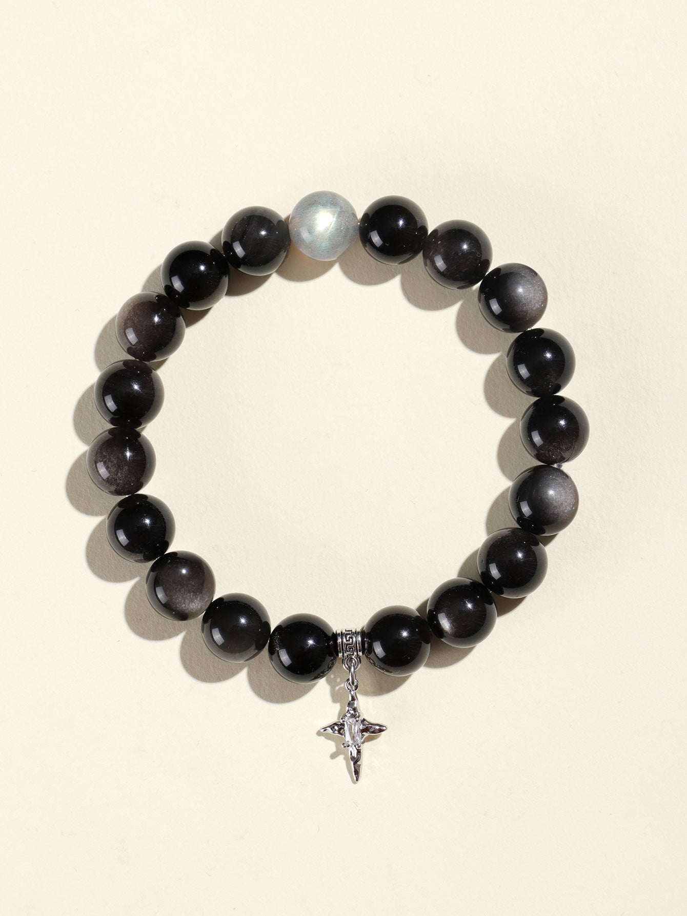 Planderful Fortune's Favor Bracelet – Fashionable High-End Crystal Design