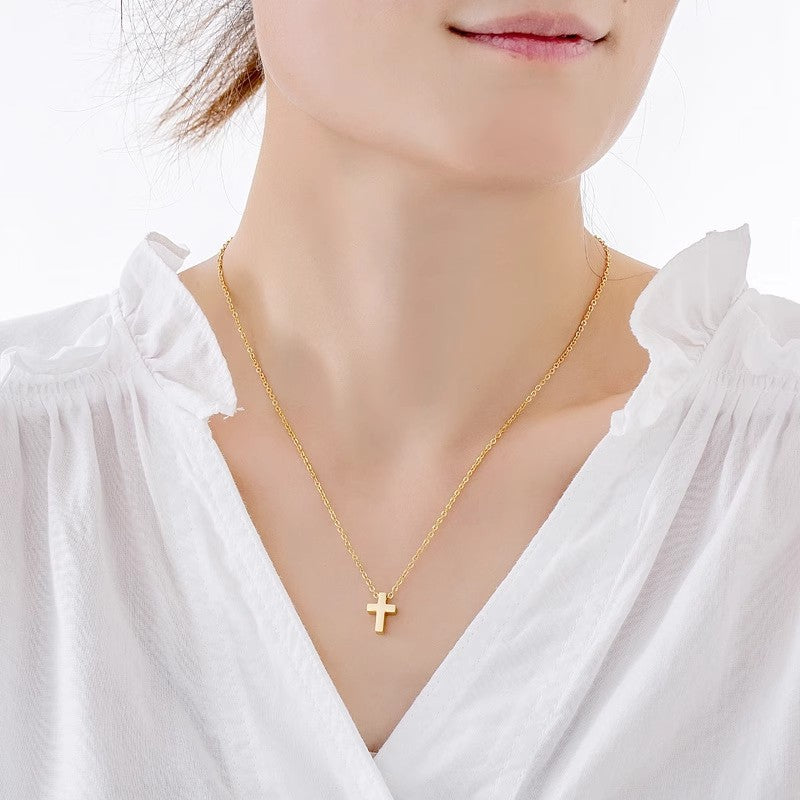 Planderful Jewelry Cross Necklace Titanium Steel Everyday Genie Collection Elegant Pendant