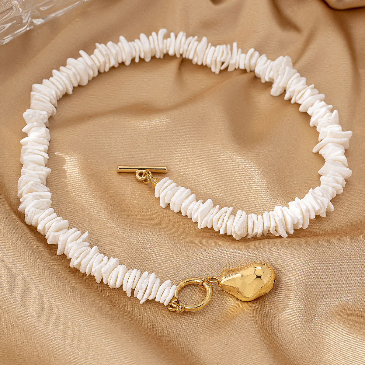 Planderful Vienna Verve Necklace – Irregular Natural Shell Design