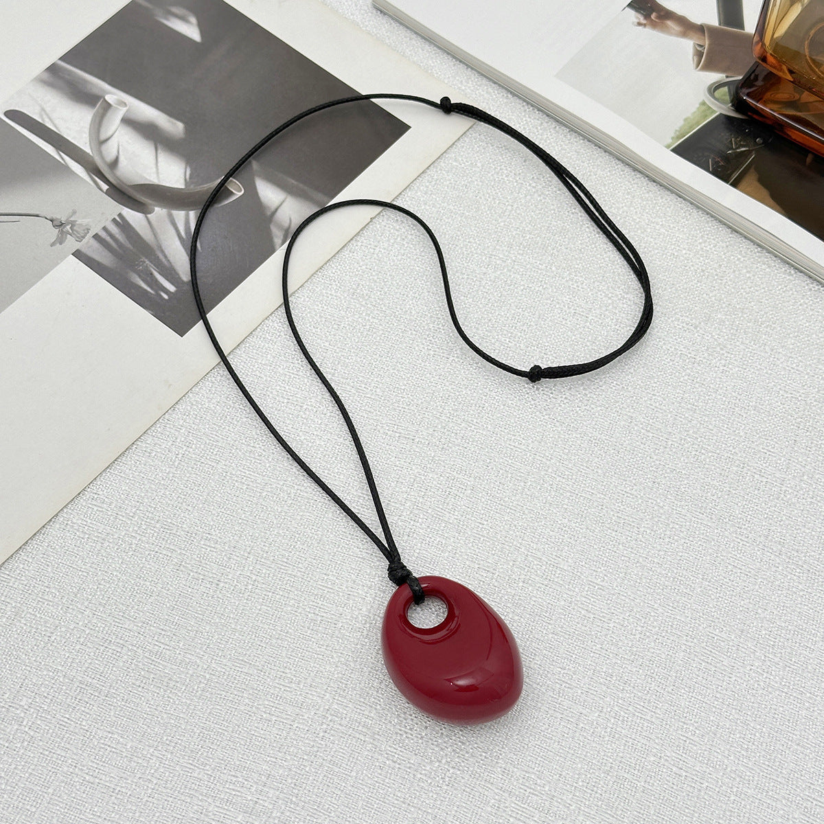 Adjustable Irregular Drop Pendant Necklace