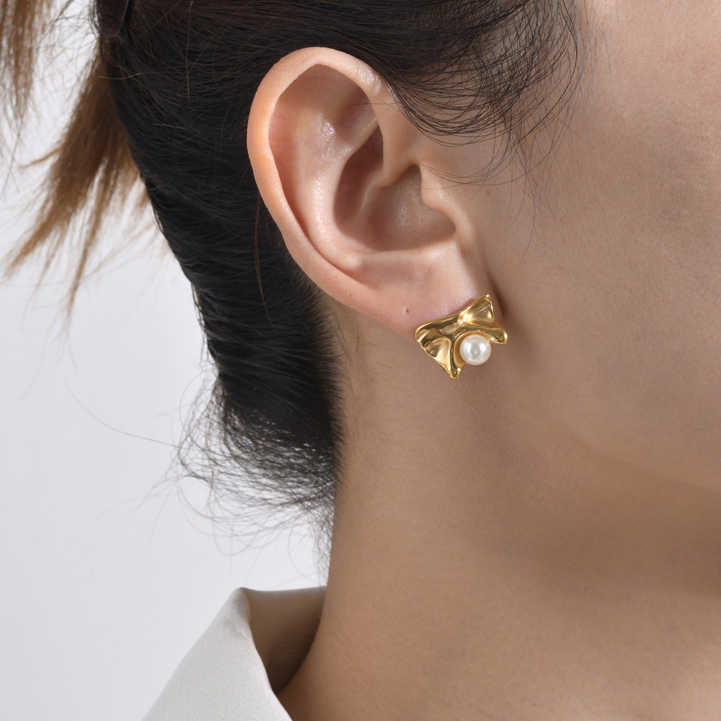 French Necklace Stud Earrings Stainless Steel Glossy Pearl