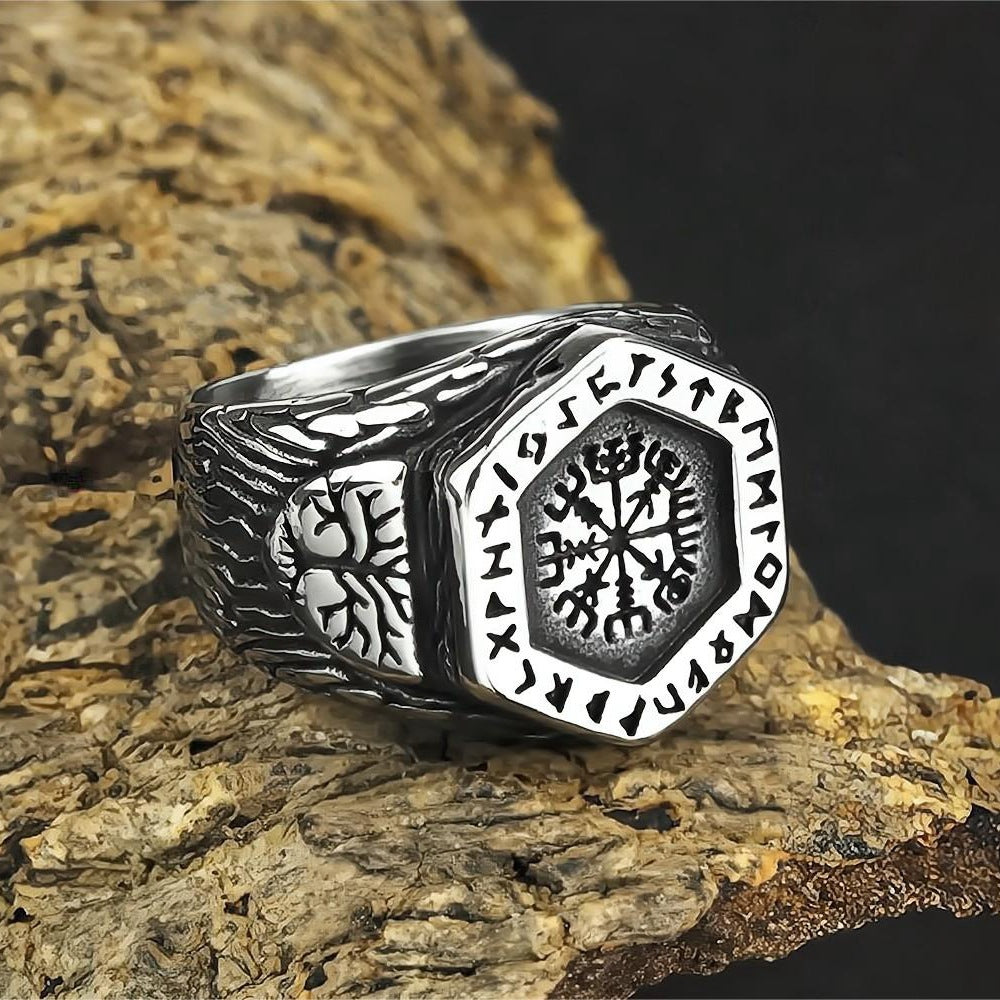 European and American Jewelry Wholesale Men's Titanium Steel Ring Retro Viking Compass Design