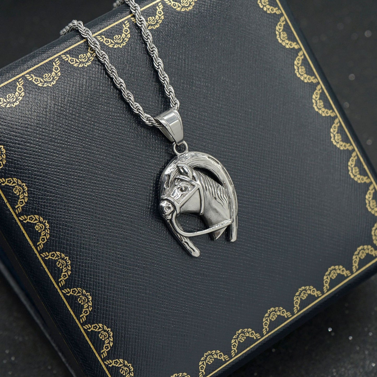 Steel Necklace – Vintage Planderful Horse Head Pendant Stainless Steel Chain Jewelry For Everyday Wear