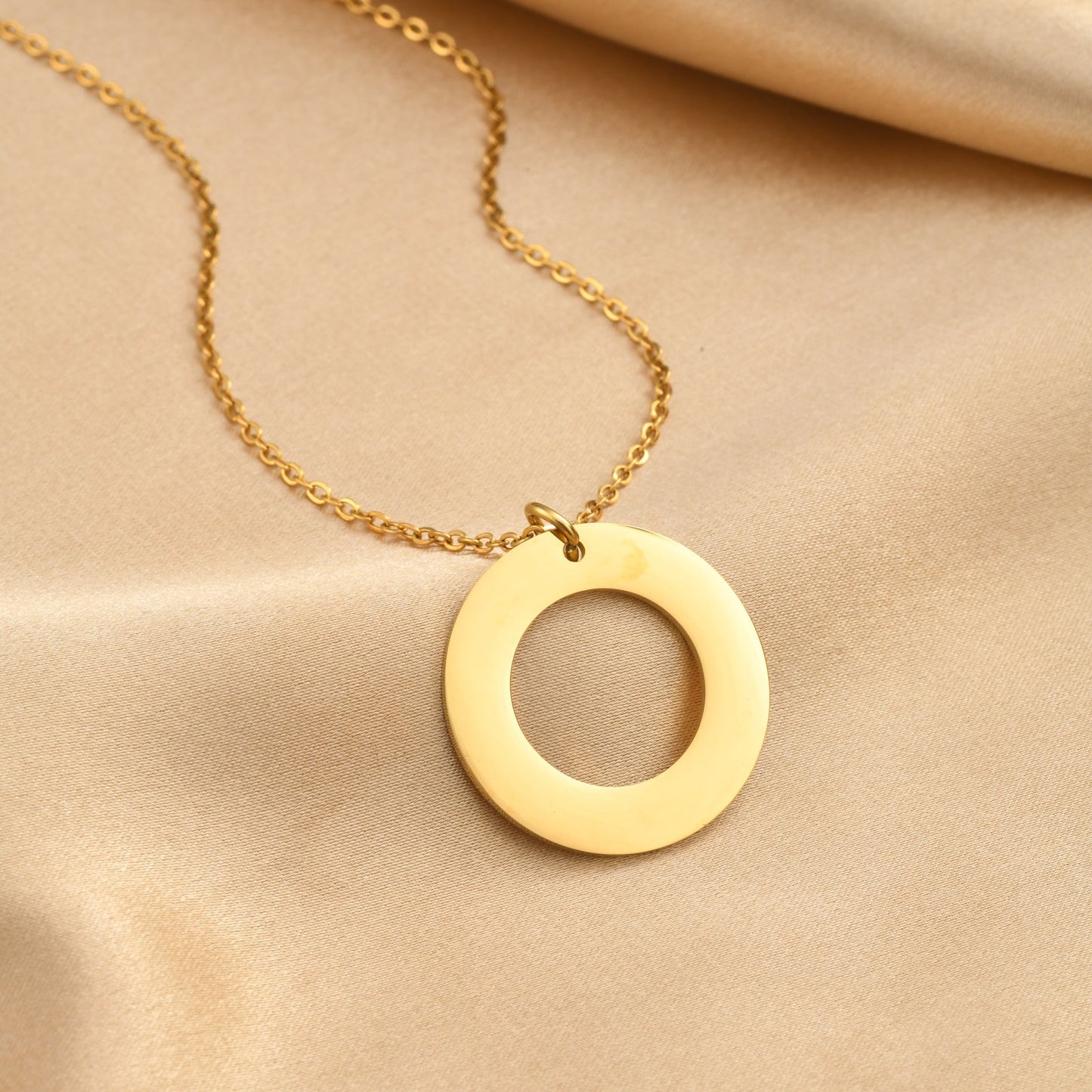 Internet Celebrities Cold Wind Collarbone Chain Stainless Steel Flat Cross Chain Light Necklace