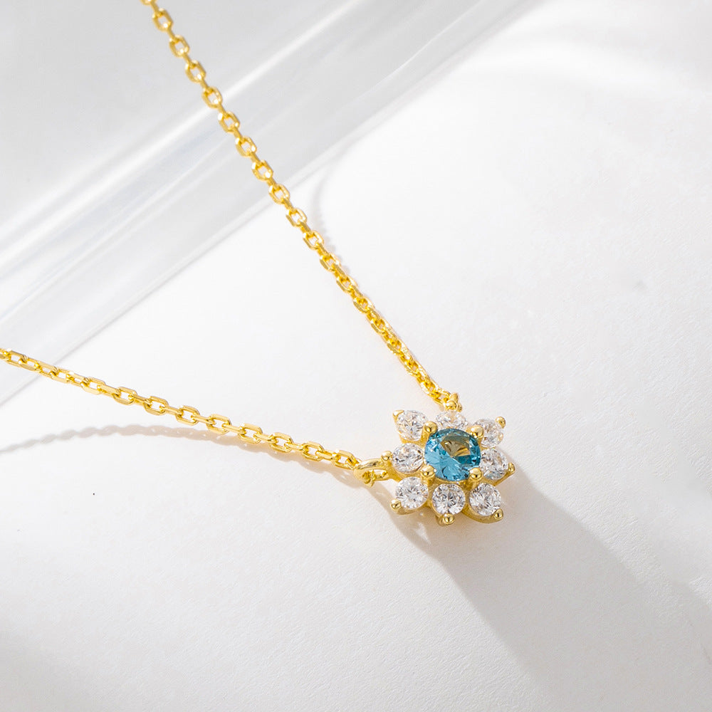 Small Fresh Flower Inlaid Zircon Pendant Necklace S925 Silver Slightly