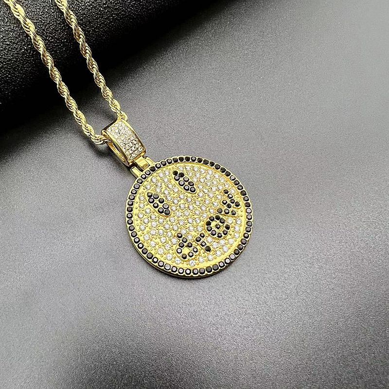 Planderful Smiley Face Necklace Trendsetting Unisex Stainless Steel Gold Plated Pendant For Men And Women