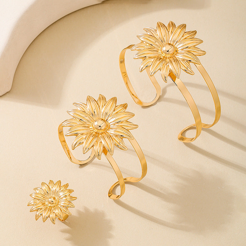 Planderful Vienna Verve Retro Metal Jewelry Set for Women