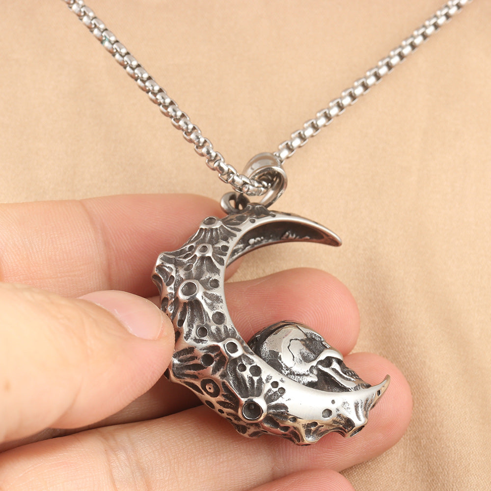 European And American Stainless Steel Moon Skull Pendant