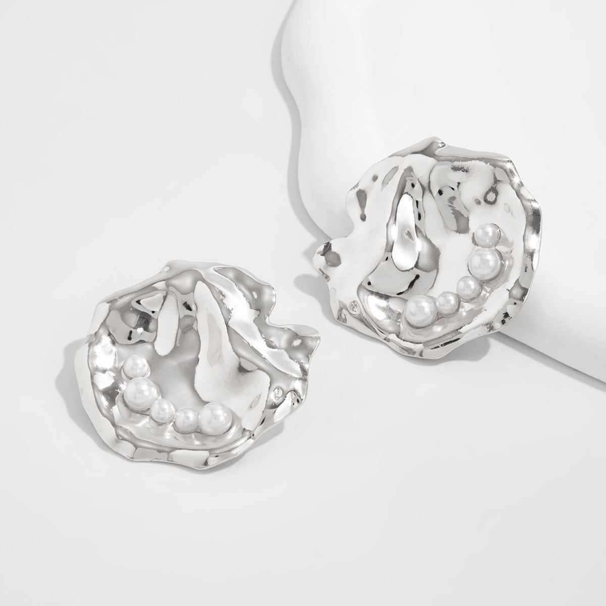 Planderful Imitation Pearl Stud Earrings Irregular Pleated Design For Women Timeless Elegant Statement Jewelry