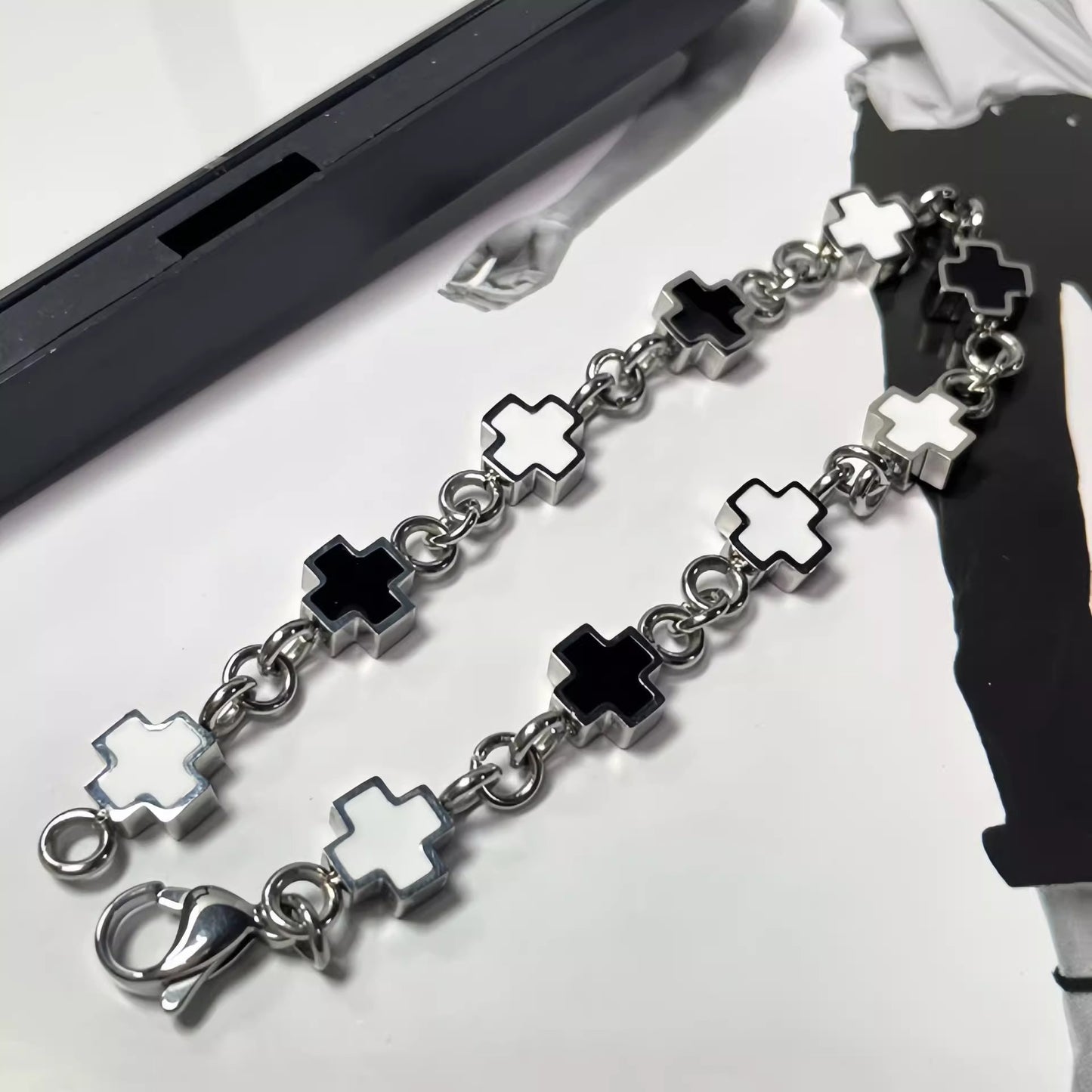 Planderful Jewelry Cross Bracelet In Steel Black And White Splice For Women And Men High End Fashion