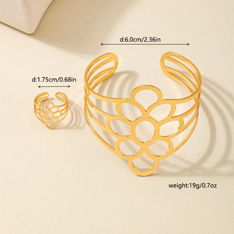 Planderful Vienna Verve Jewelry Set – Fashionable Hollow Flower Design