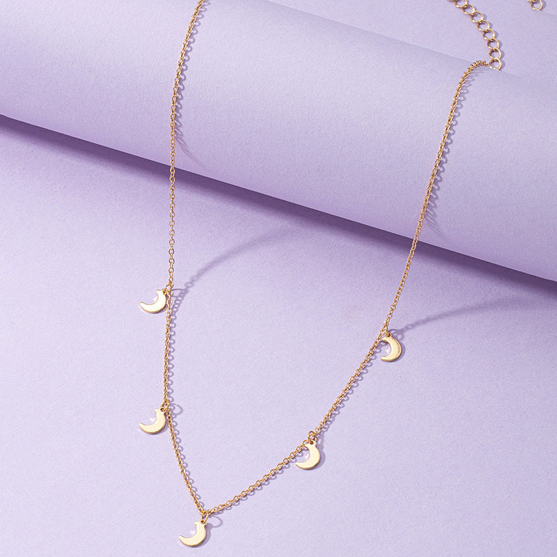 Moonlit Charm Single-Layer Necklace - Chic Design for Stylish Women