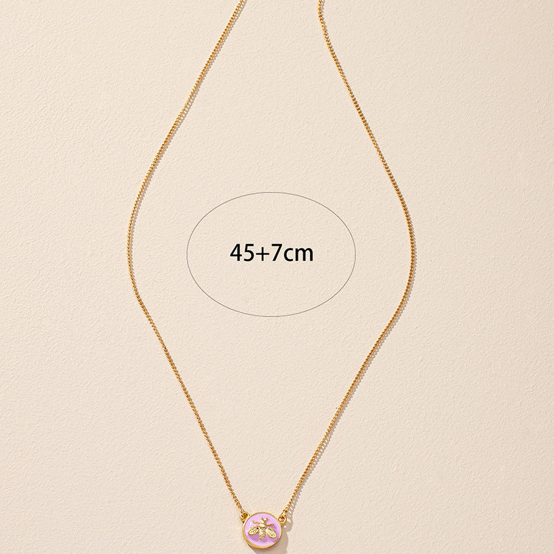 Dazzling Vienna Verve Metal Bee Necklace - Exquisite Cross-Border Jewelry Piece