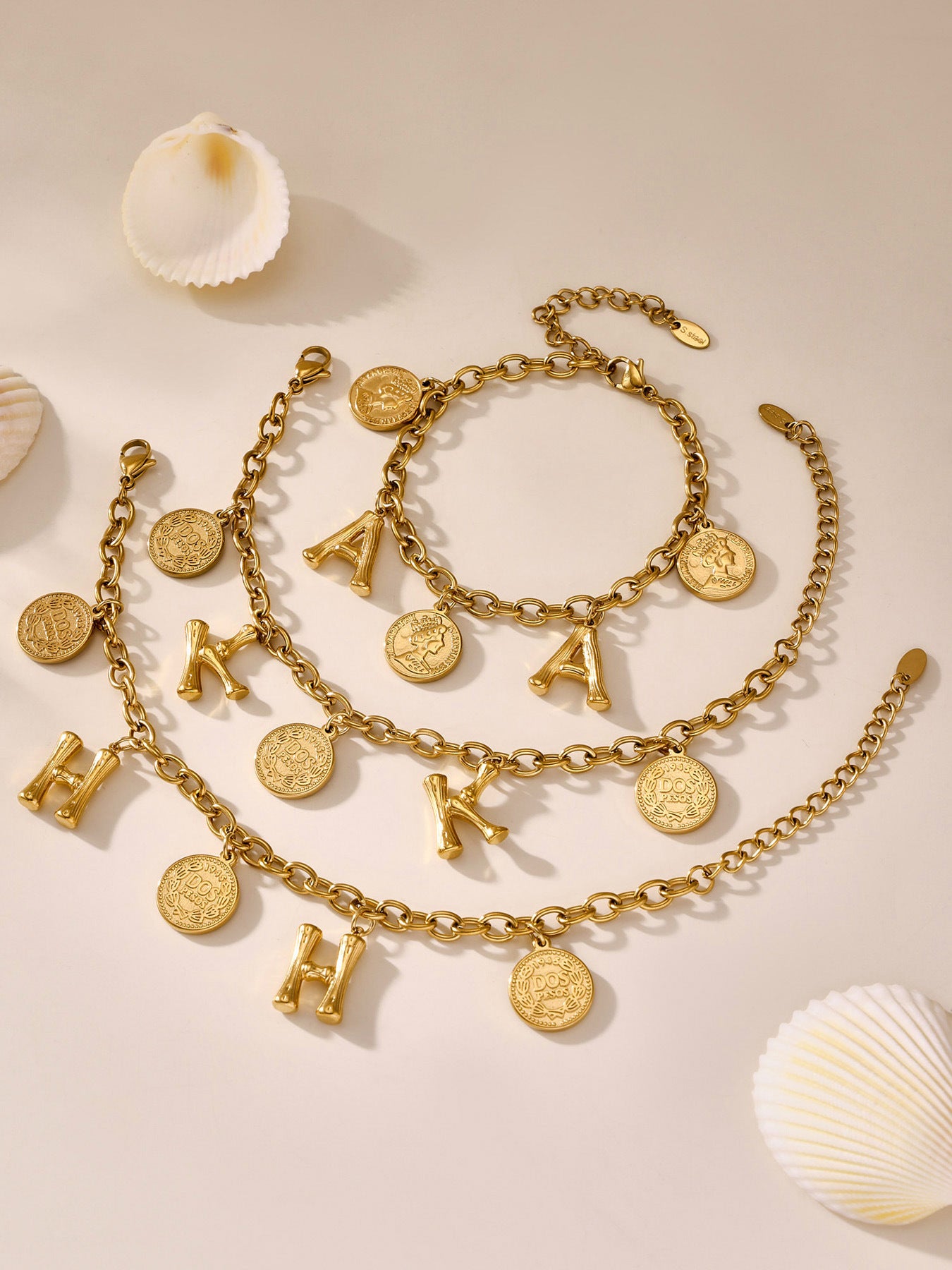 Planderful 26 Letters Queen Elizabeth Luxury Bracelet Women