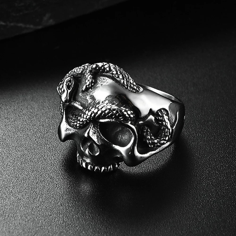 Punk Skull Ring