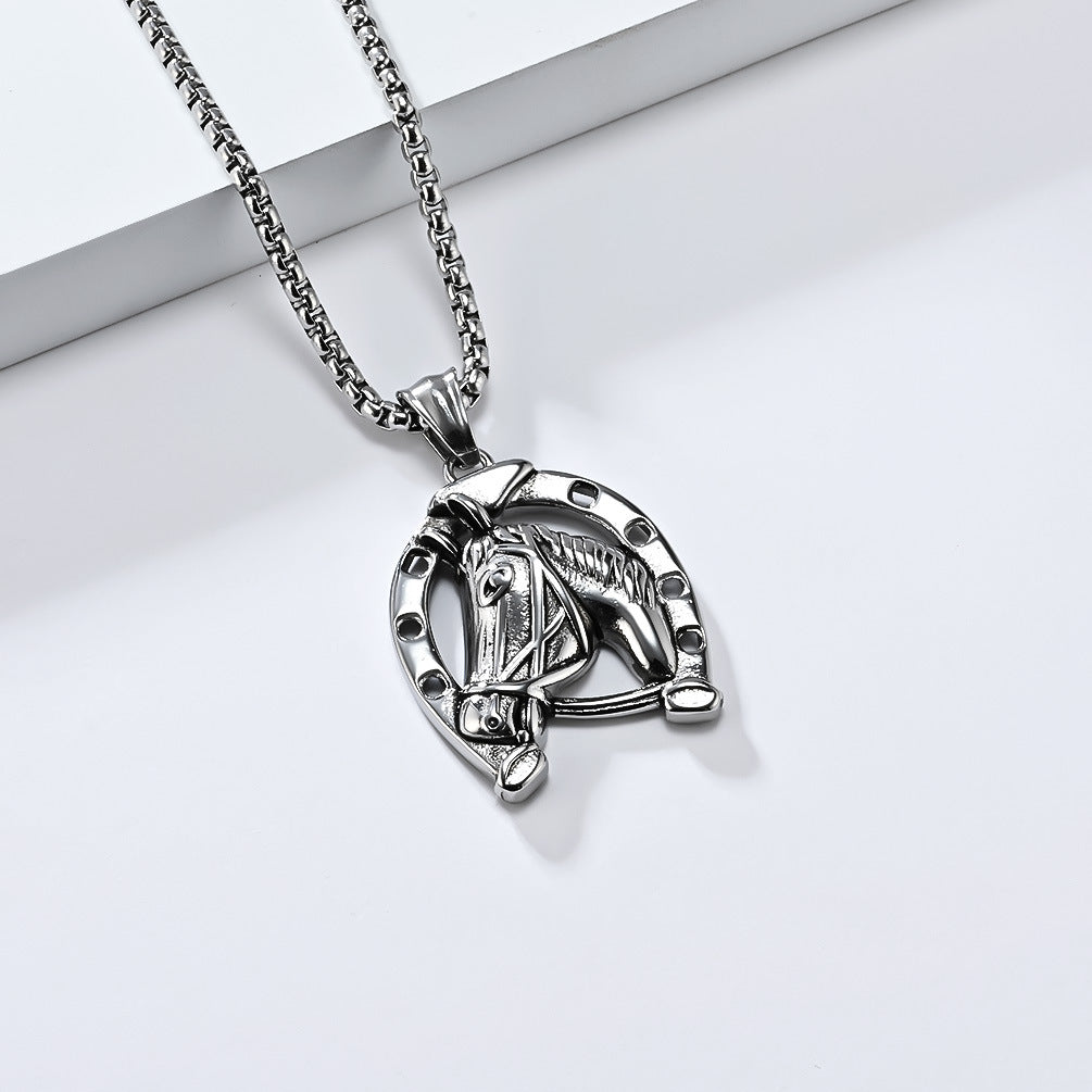 Cross-Border Retro Horseshoe Horse Head Titanium Steel Necklace