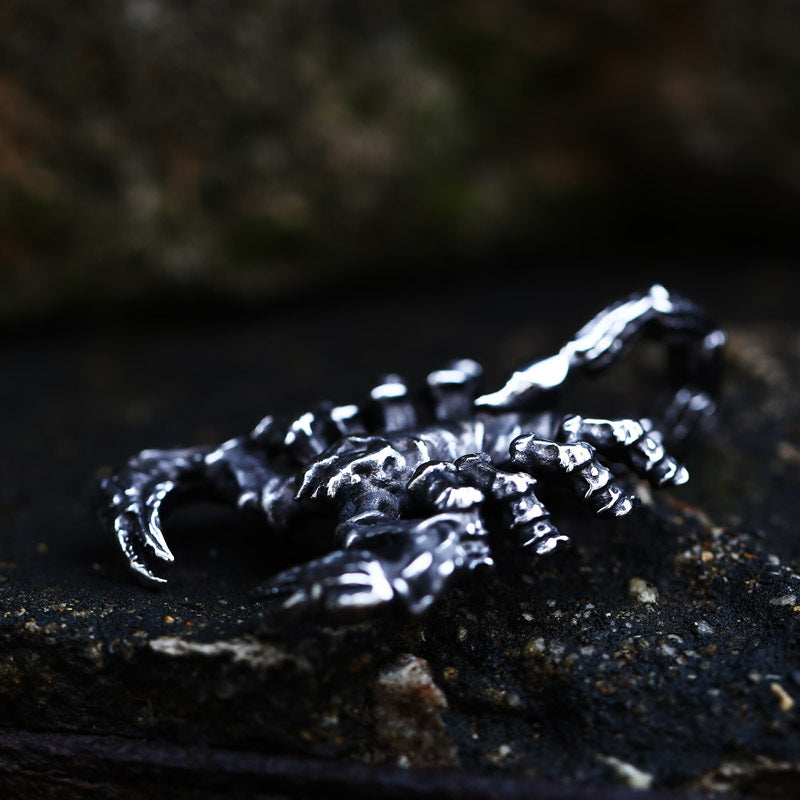 Bold Scorpio Titanium Steel Pendant for Men – Personalized Retro Jewelry
