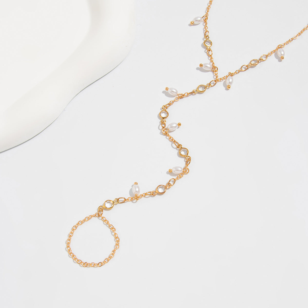 Planderful Vienna Verve Bracelet – Elegant Imitation Pearl and Crystal Design