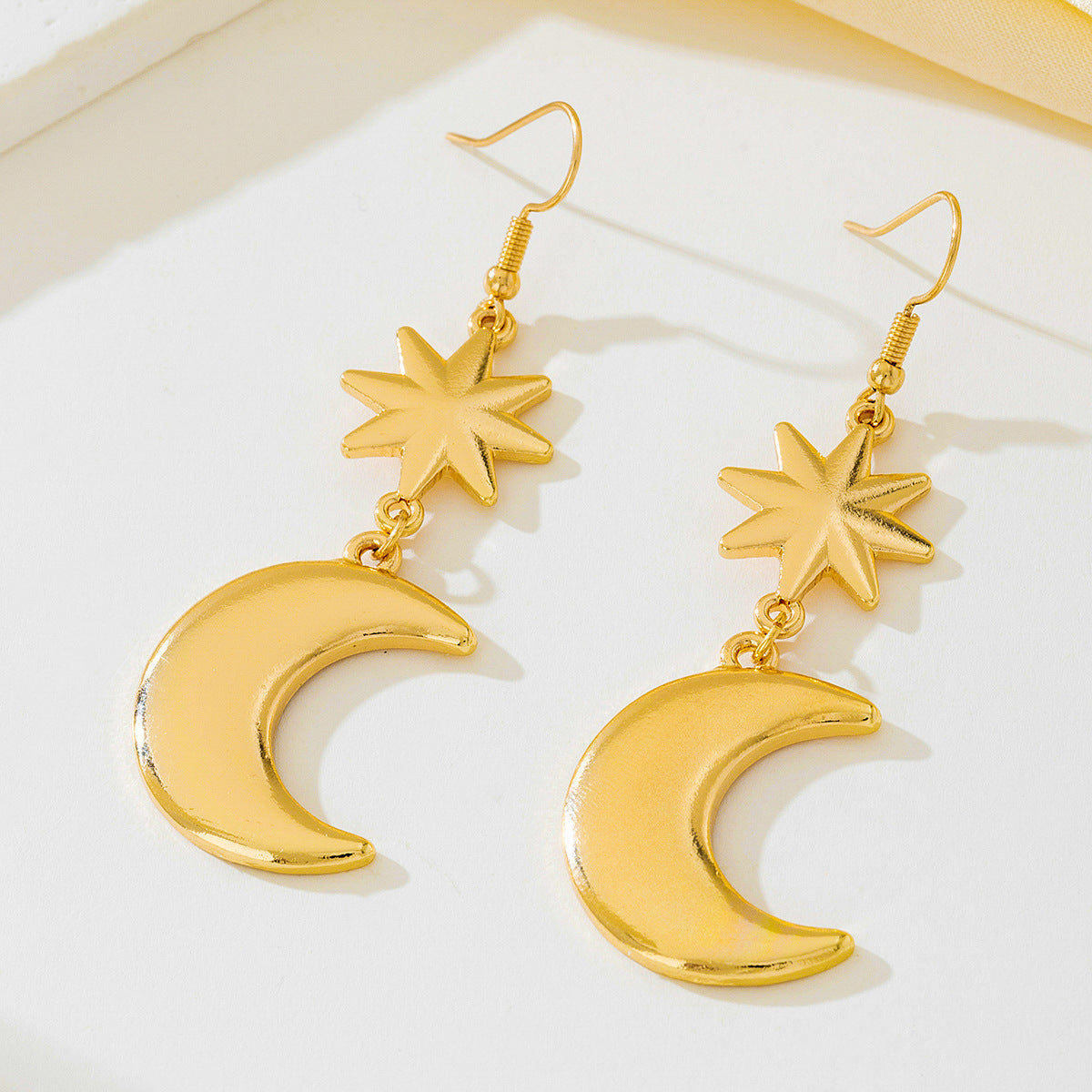 Planderful Vienna Verve Earrings – Stylish Metal Stars and Moon Design