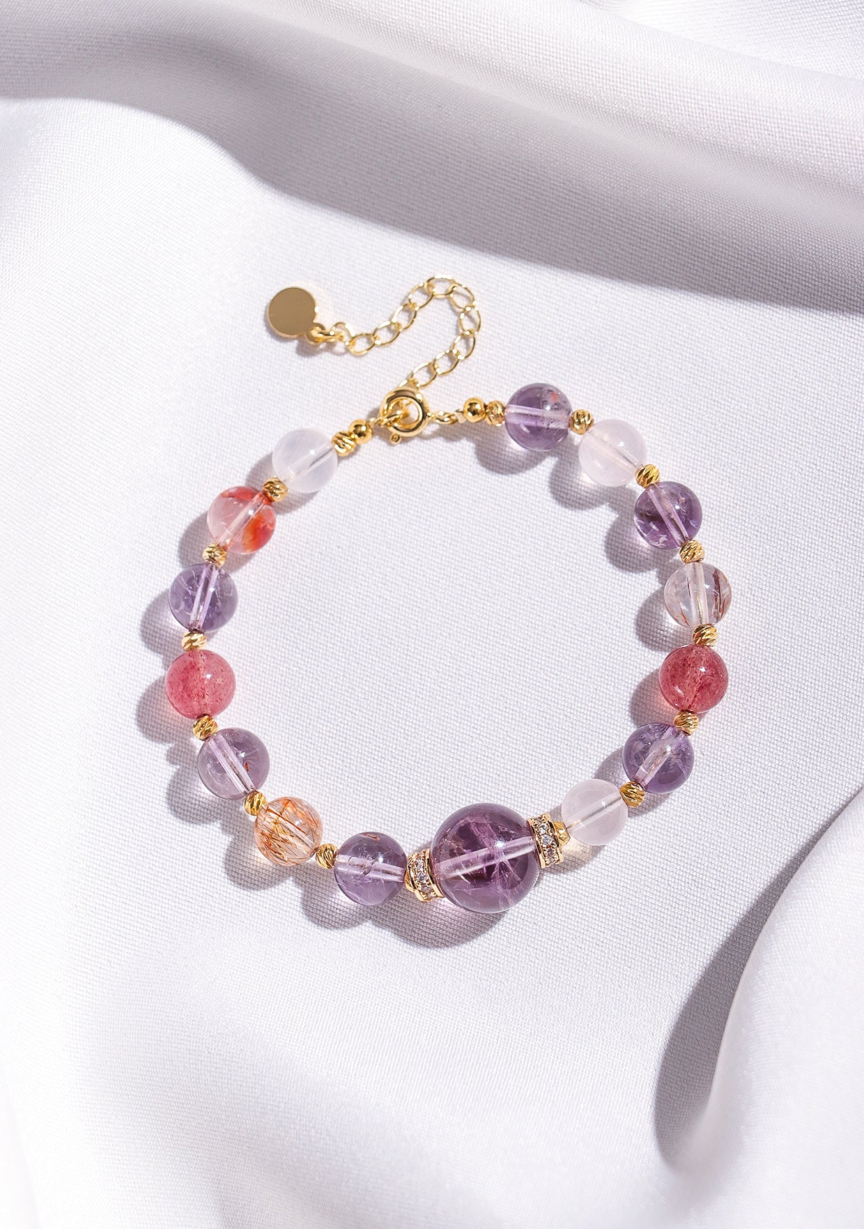 Planderful Fortune's Favor Bracelet – Elegant Strawberry Crystal Design
