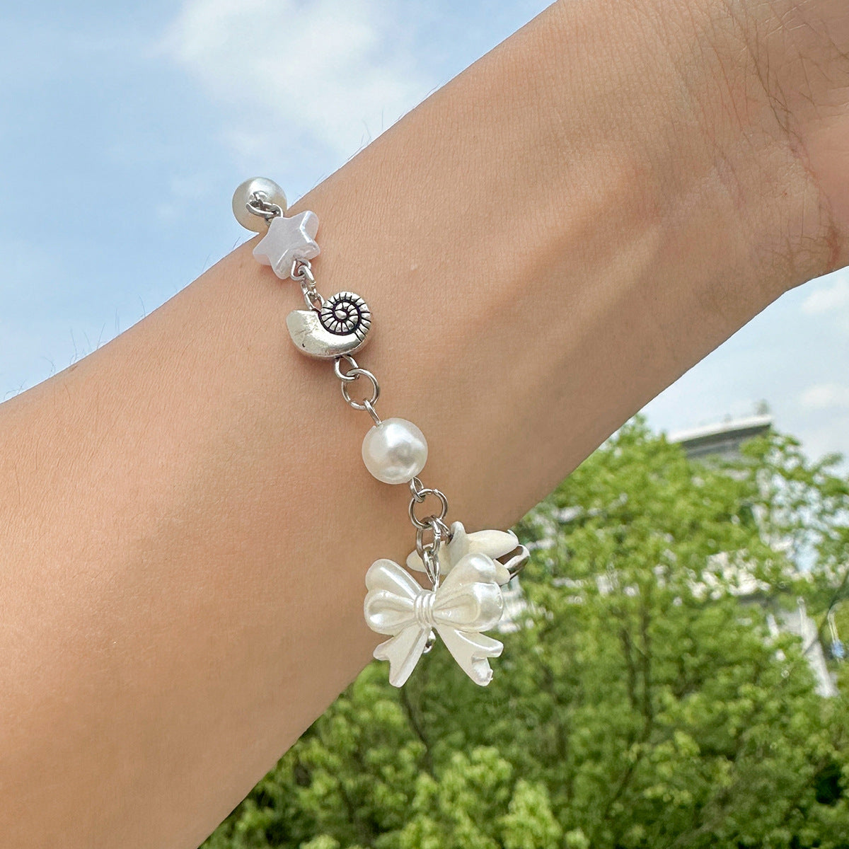 Planderful Pearl Bow Bracelet Imitation Pearls Fringed Statement Jewelry Lolita Style