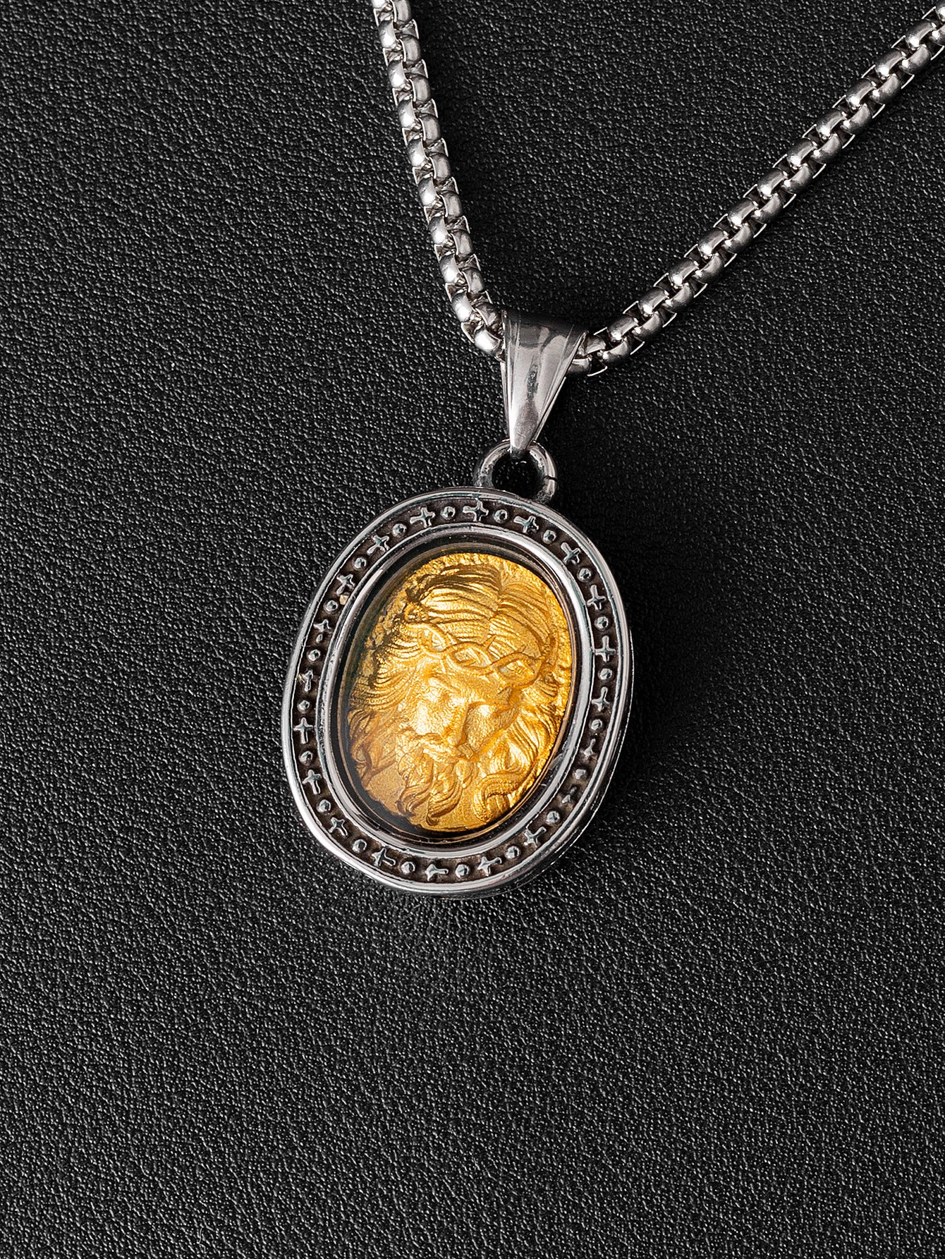 Steel Necklace – Elegant Virgin Portrait Pendant