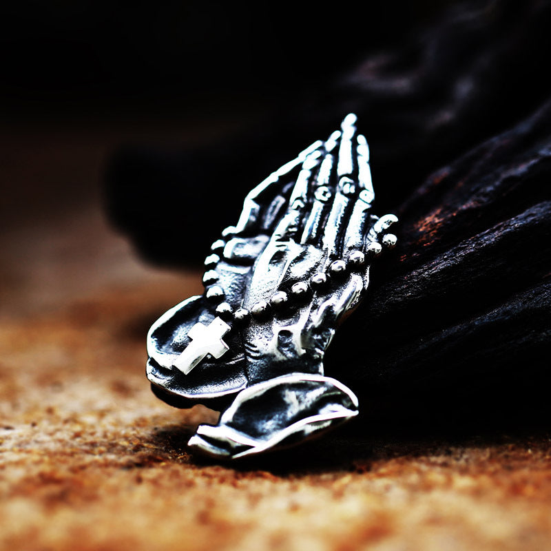 Retro Titanium Steel Men's Prayer Hand Cross Pendant for Wholesale Foreign Trade