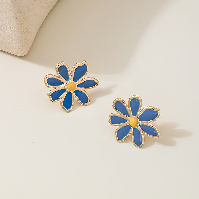 Planderful Vienna Verve Daisy Flower Stud Earrings for Women