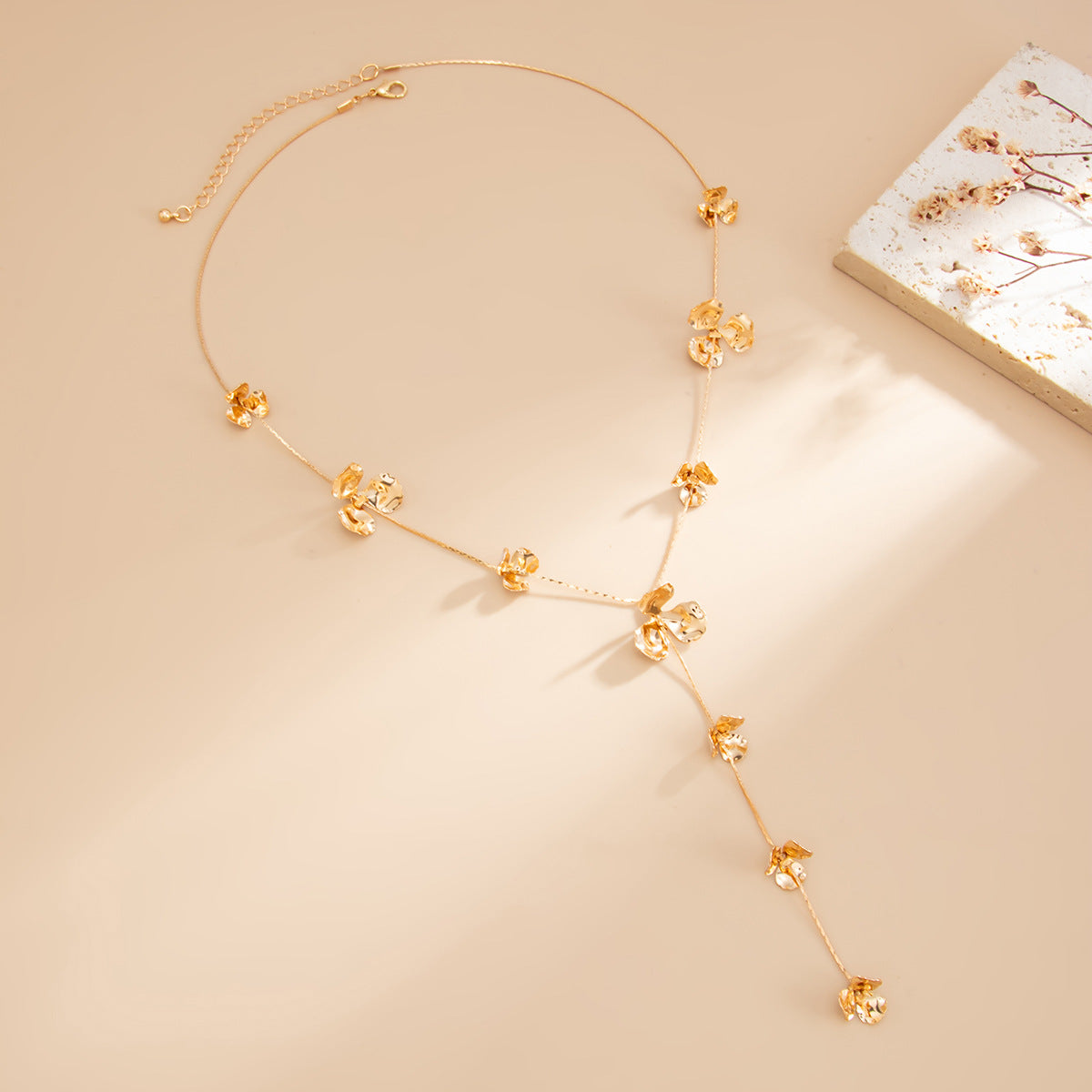 Embossed Flower Y-Shaped Snake Chain Necklace
