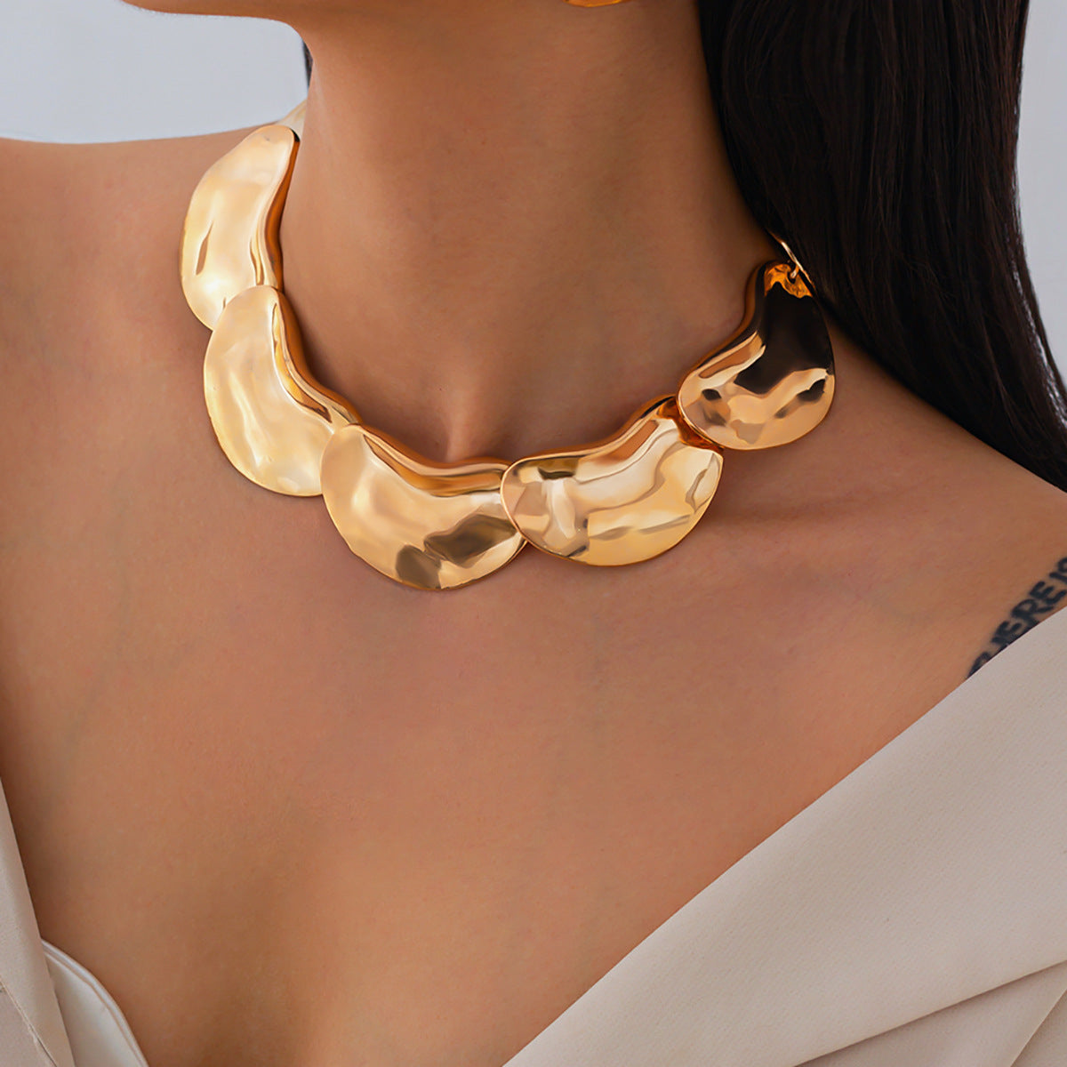 Planderful Vienna Verve Necklace – Versatile Exaggerated Design