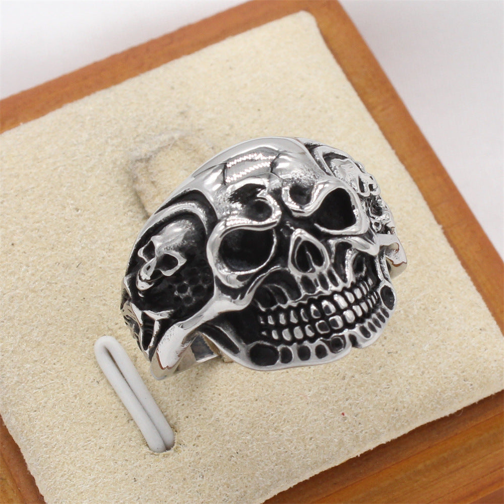 Planderful Everyday Genie – European and American Personalized Retro Skull Men's Titanium Steel Ring