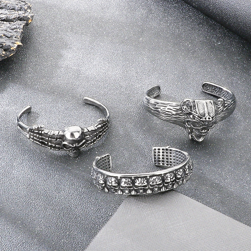 Nordic Viking Skull Bracelet – Gothic Antique Devil Horn Skull Titanium Steel Men's Opening