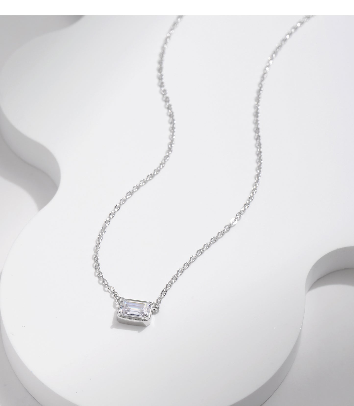Planderful Collection S925 Sterling Silver Emerald Cut Zircon Necklace – Versatile Elegant Clavicle Chain