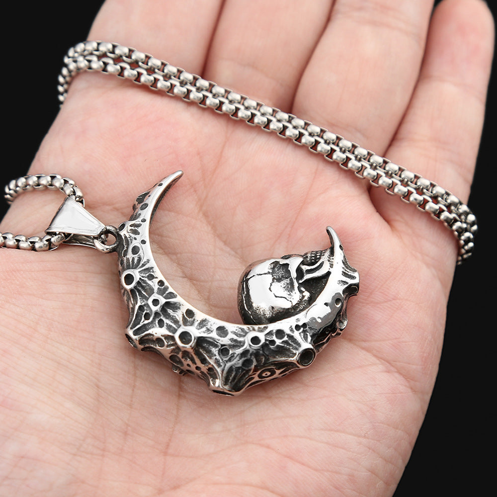 European And American New Moon Skull Titanium Steel Necklace For Men