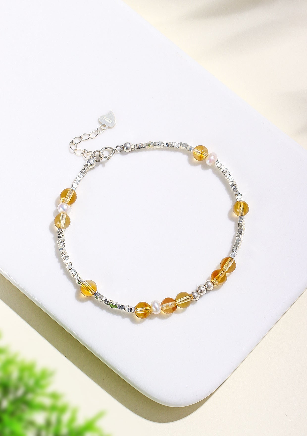 Planderful Fortune's Favor Bracelet – Elegant Crystal Beaded Design