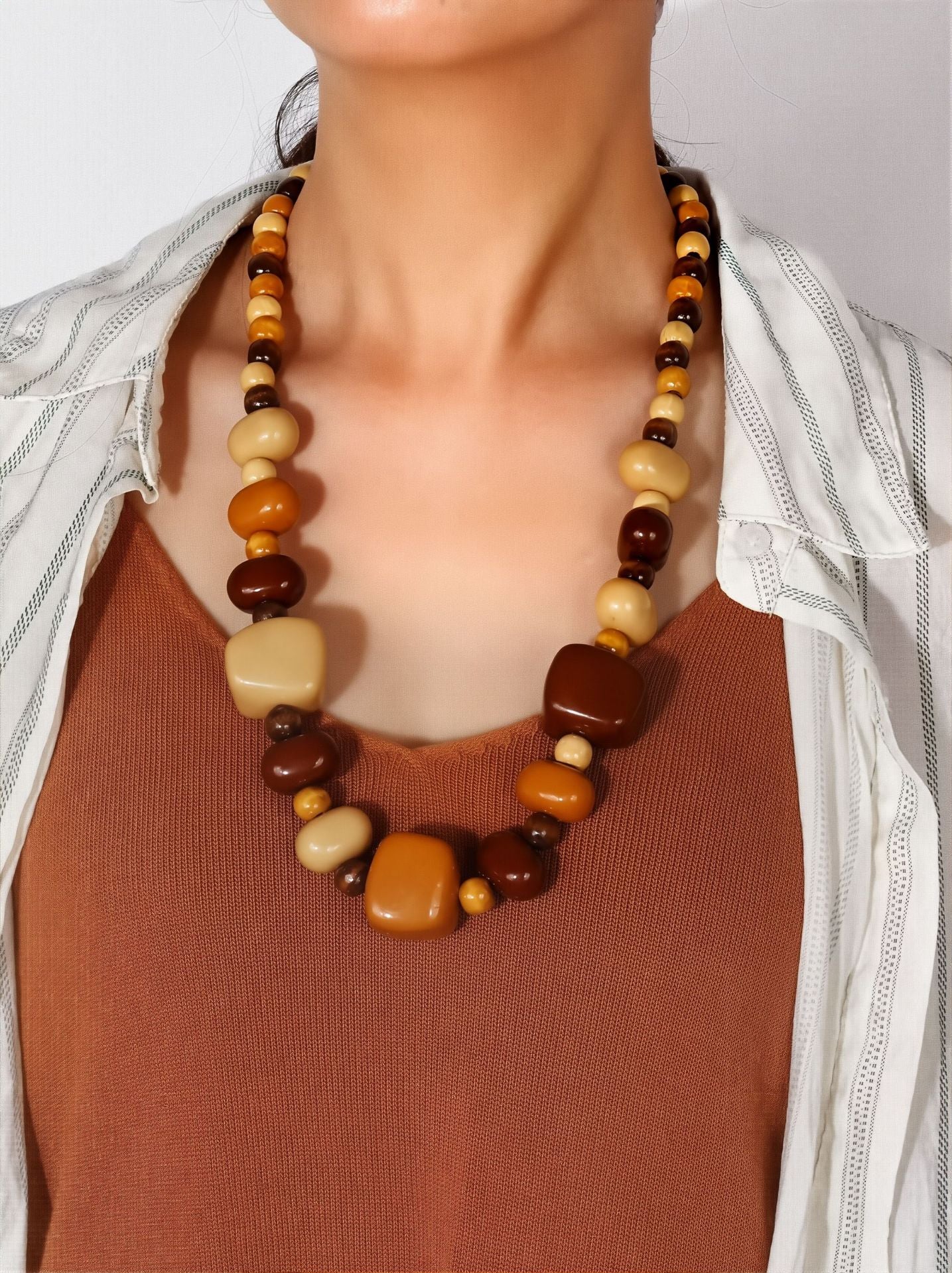 Planderful Savanna Rhythms Necklace – Unique Wood and Acrylic Design