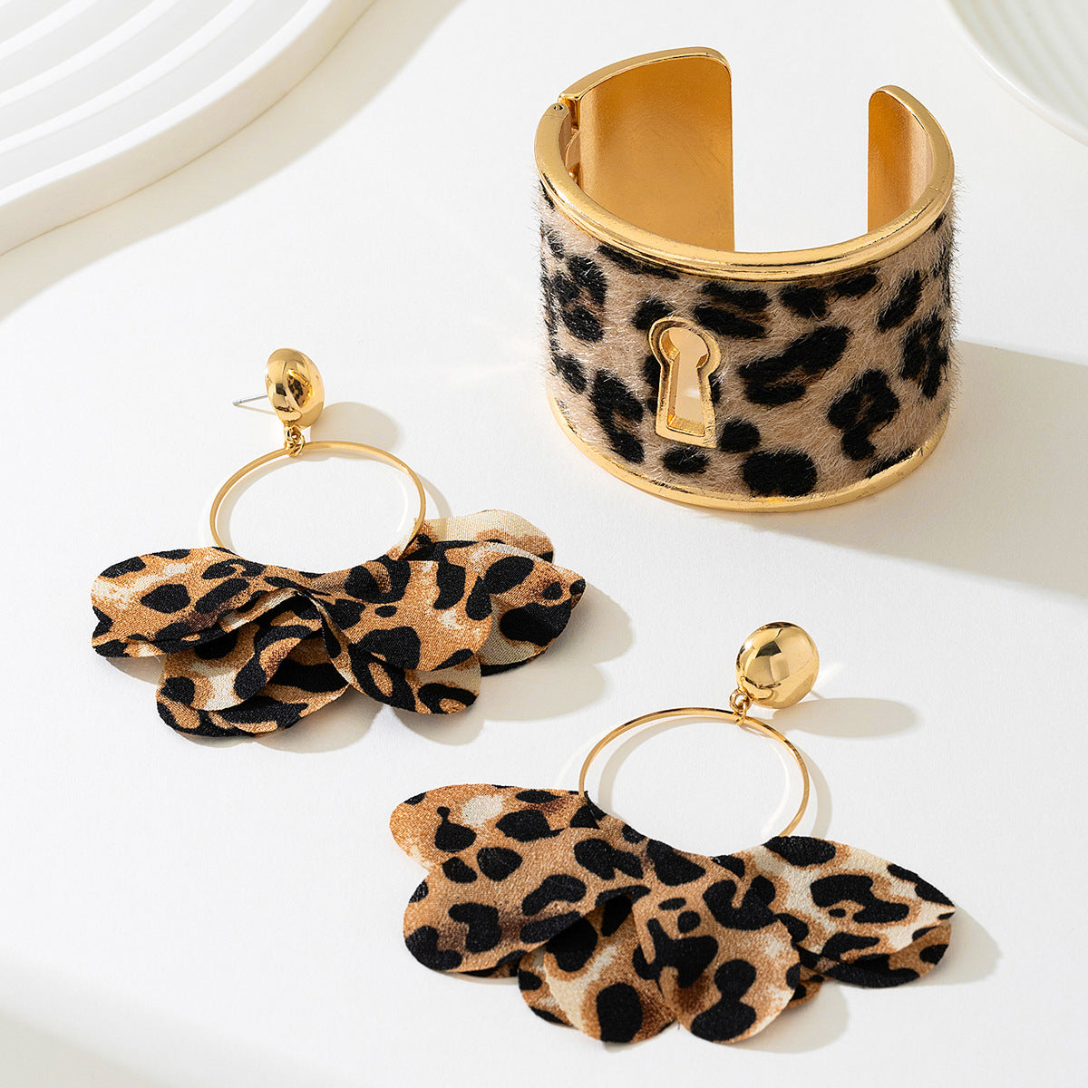 Planderful Vintage Maillard Keyhole Jewelry Set For Women