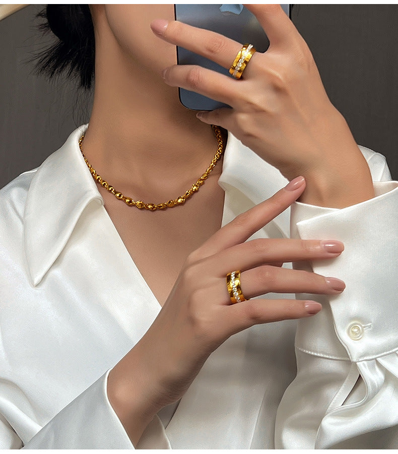 Niche Personality Gold-Plated Zircon Ring in Titanium Steel