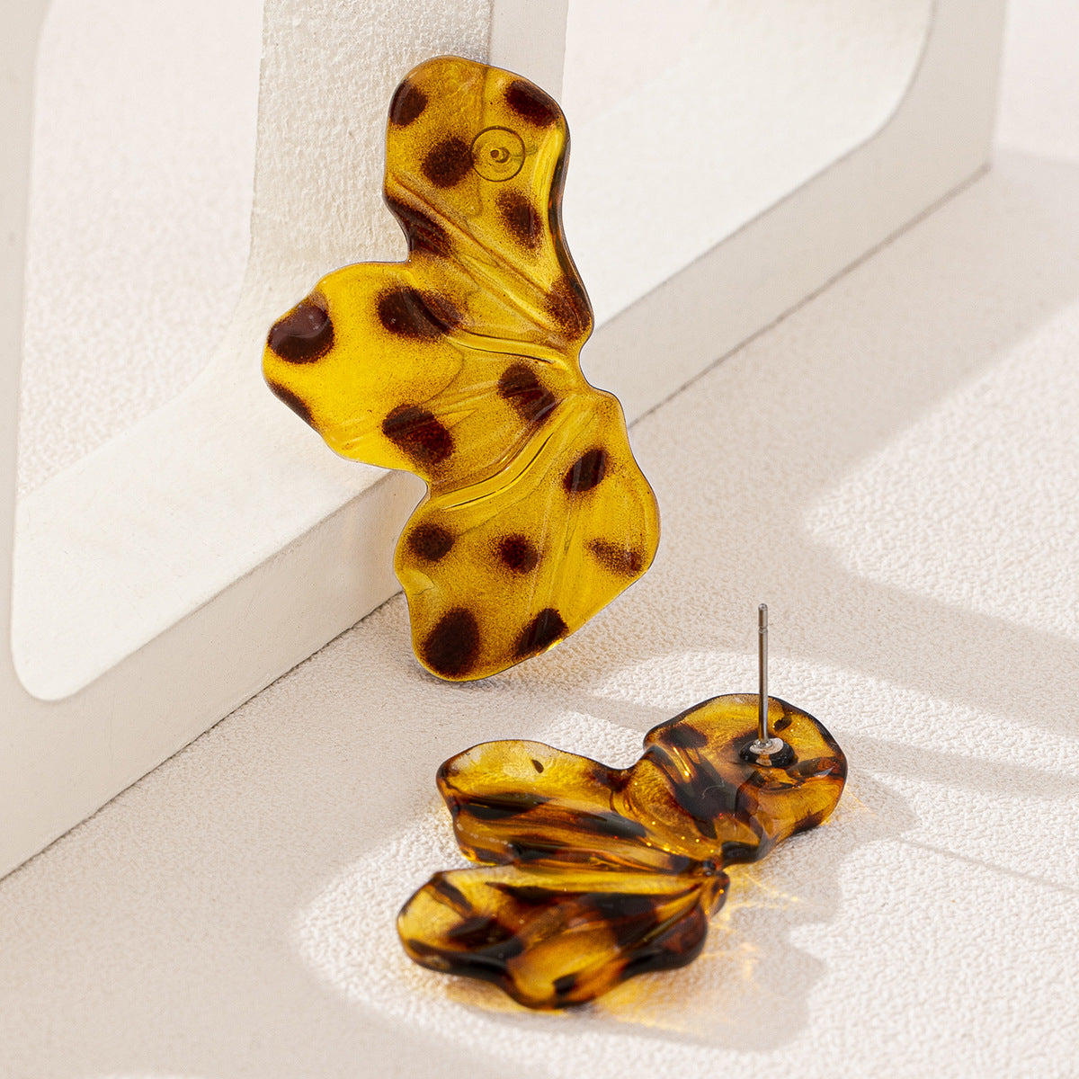Planderful Vienna Verve Earrings – Fashionable Leopard Print Design
