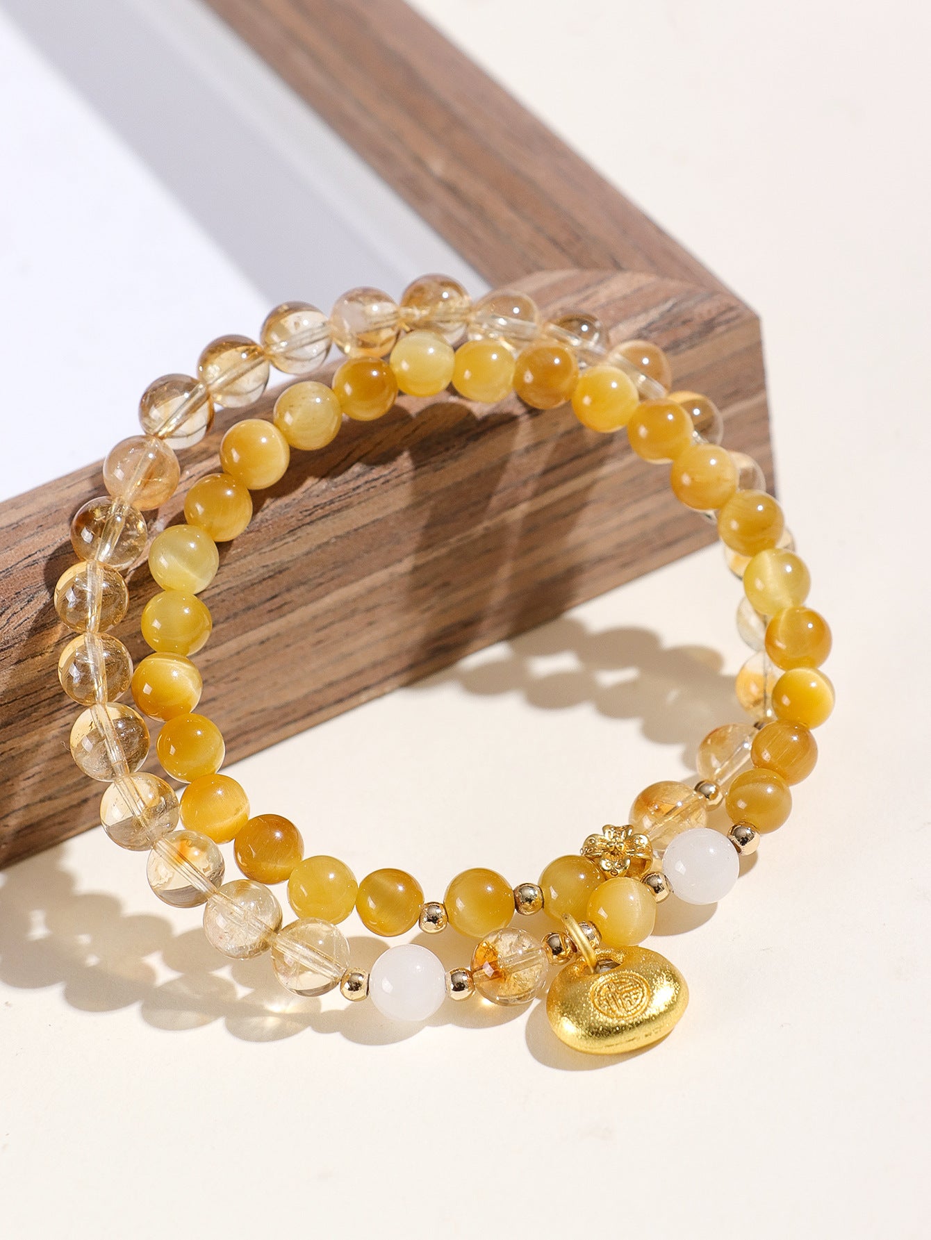 Planderful Fortune's Favor Bracelet – Premium Tiger Eye Stone Design