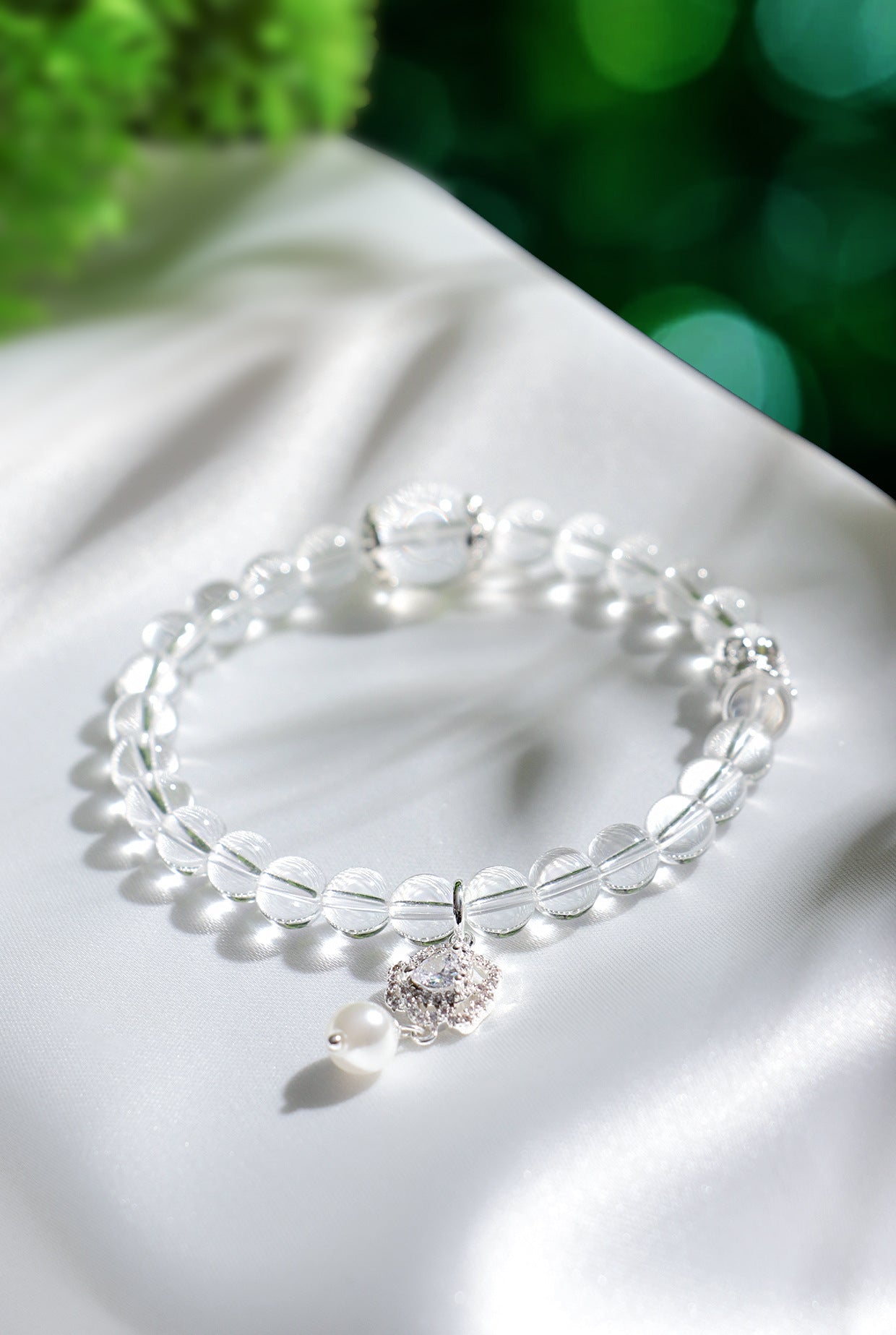 Planderful Fortune's Favor Bracelet – Elegant Crystal Beaded Design