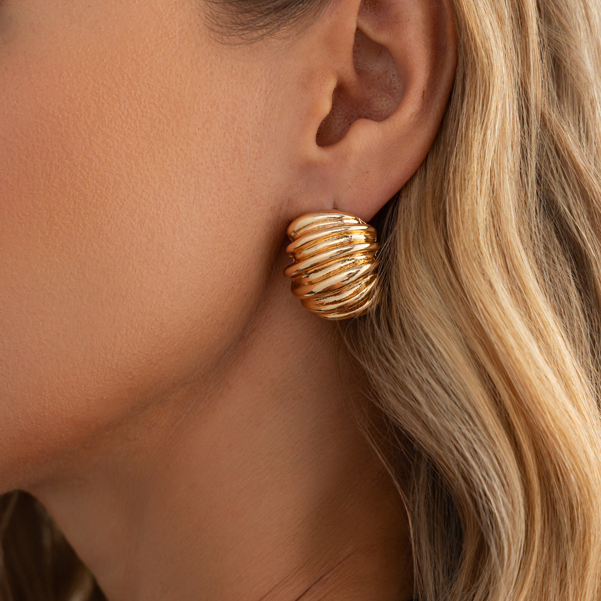 Planderful Geometric Stud Earrings For Women Vienna Verve Folded Texture C Shaped Statement Jewelry