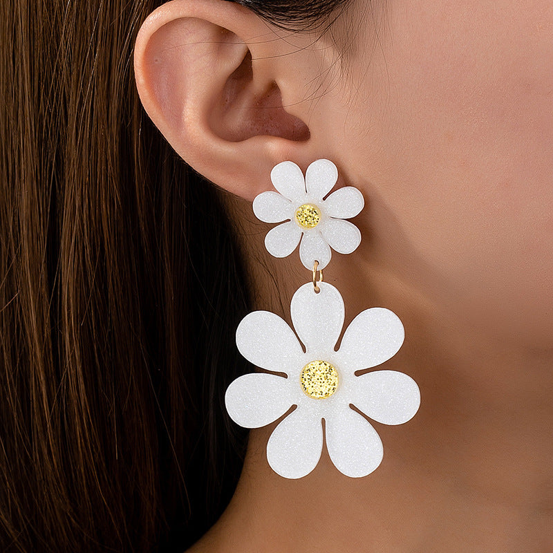 Planderful Vienna Verve Earrings – Stylish Acrylic Flower Design