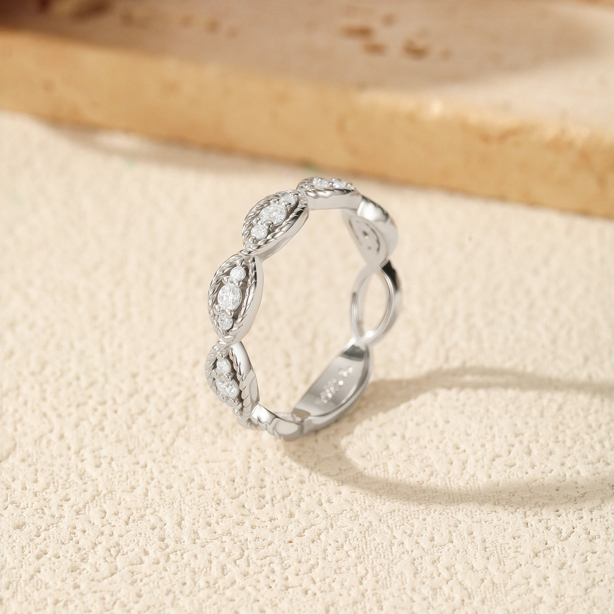 S925 Sterling Silver Textured Twist Moissanite Ring